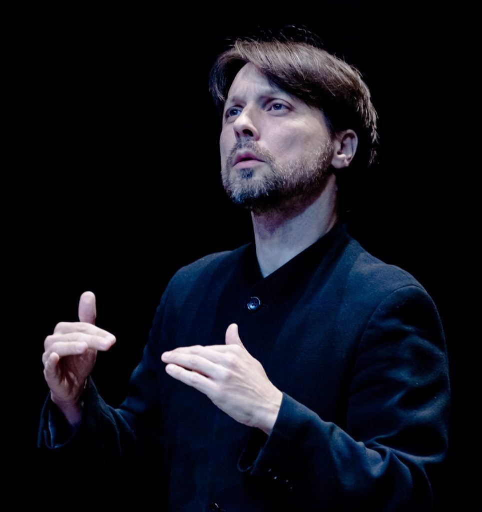 Roberto Forés Veses conductor © Stéphane Moccozet