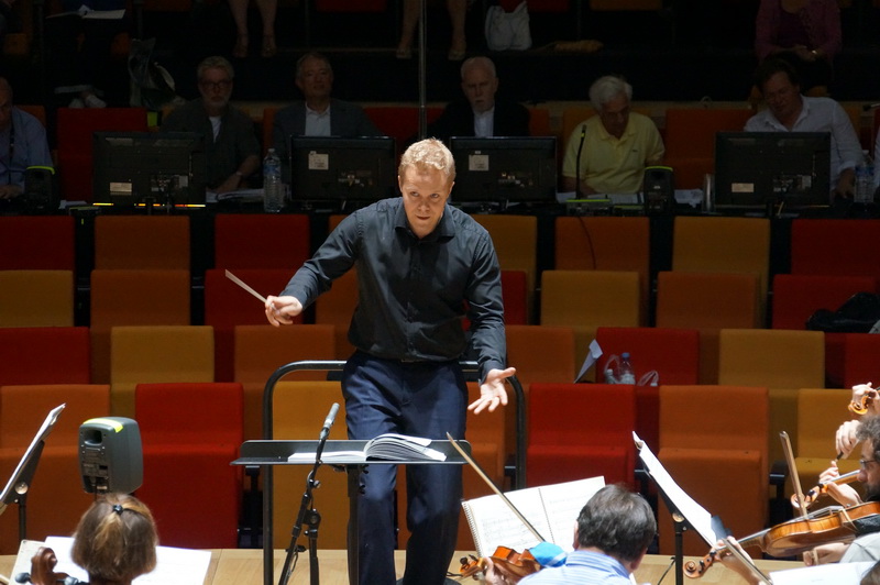 Kalle Kuusava © Svetlanov Competition 2014