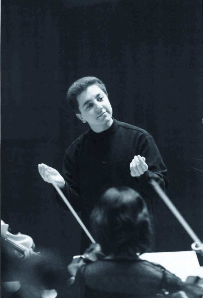 Mikhail Leontyev conductor