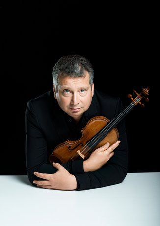 Dmitri Makhtin, violin