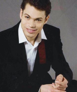 Dominic Grier conductor