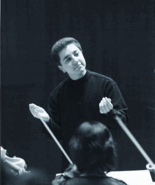 Mikhail Leontyev conductor